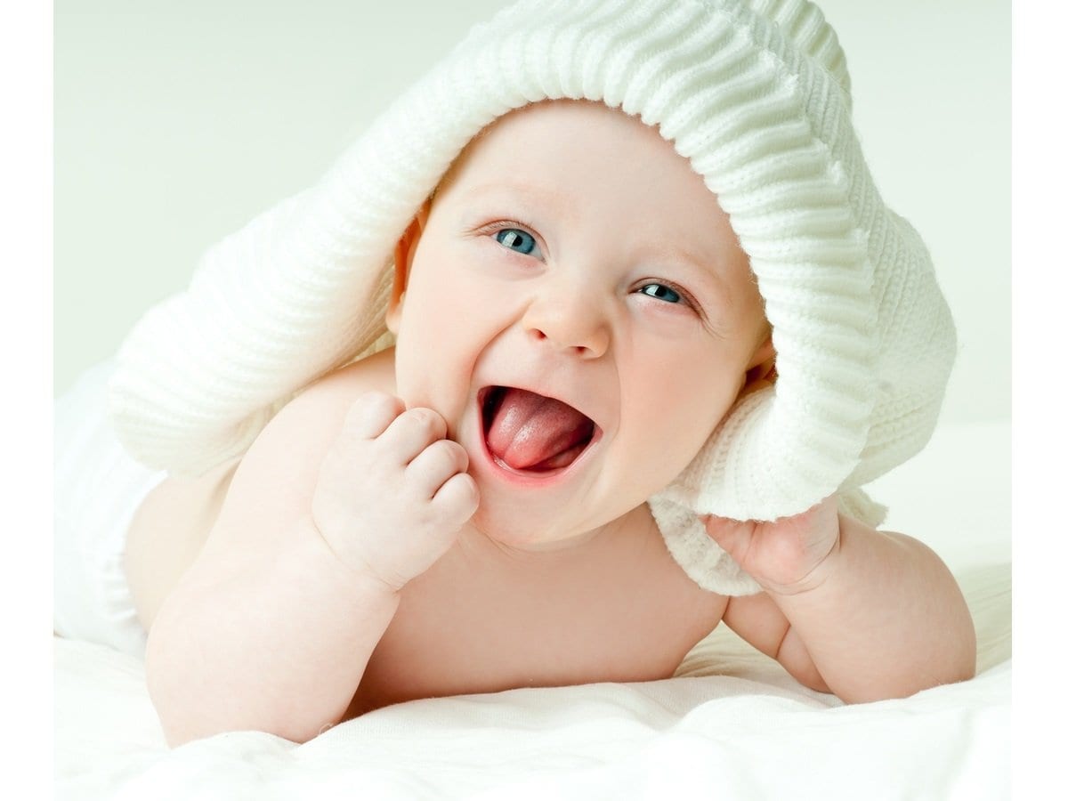 Does Swaddling Help in Settling Baby, Yes or No